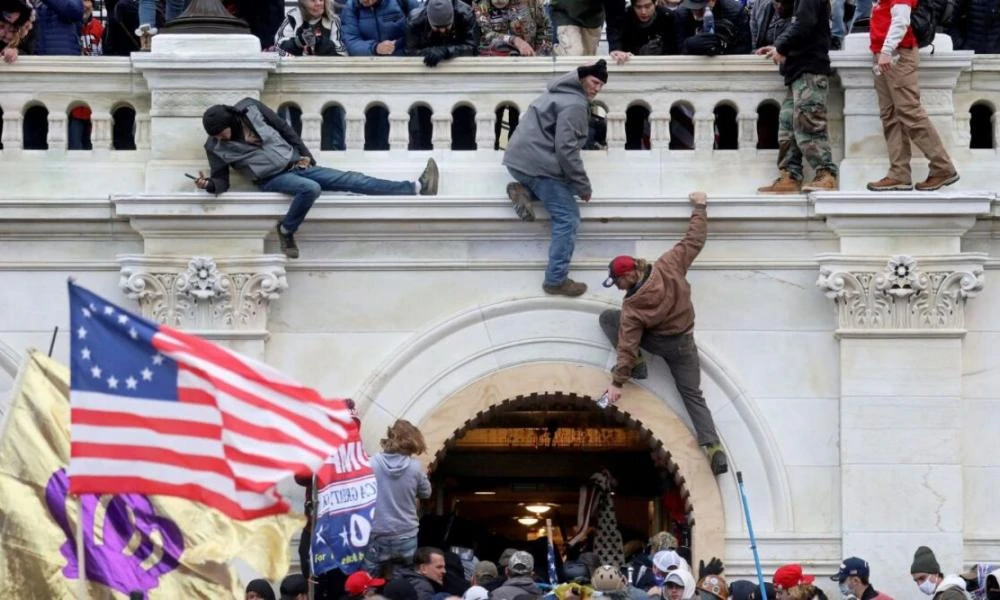 Δρακόντεια μέτρα ασφαλείας για τις αμερικανικές εκλογές: Drones, ελεύθεροι σκοπευτές, κουμπιά πανικού